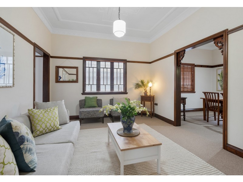 31 Crump Street, Holland Park West QLD 4121