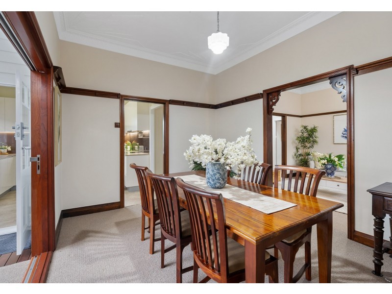 31 Crump Street, Holland Park West QLD 4121