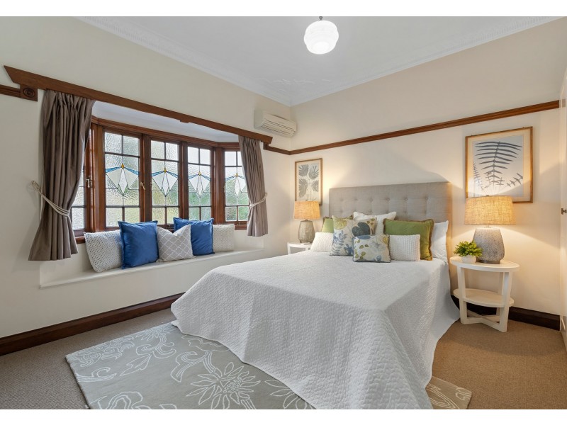 31 Crump Street, Holland Park West QLD 4121