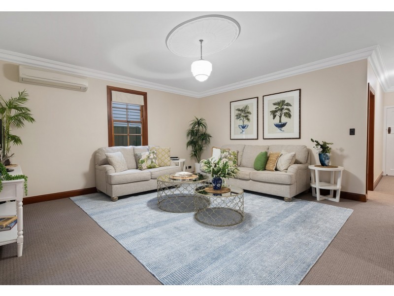 31 Crump Street, Holland Park West QLD 4121