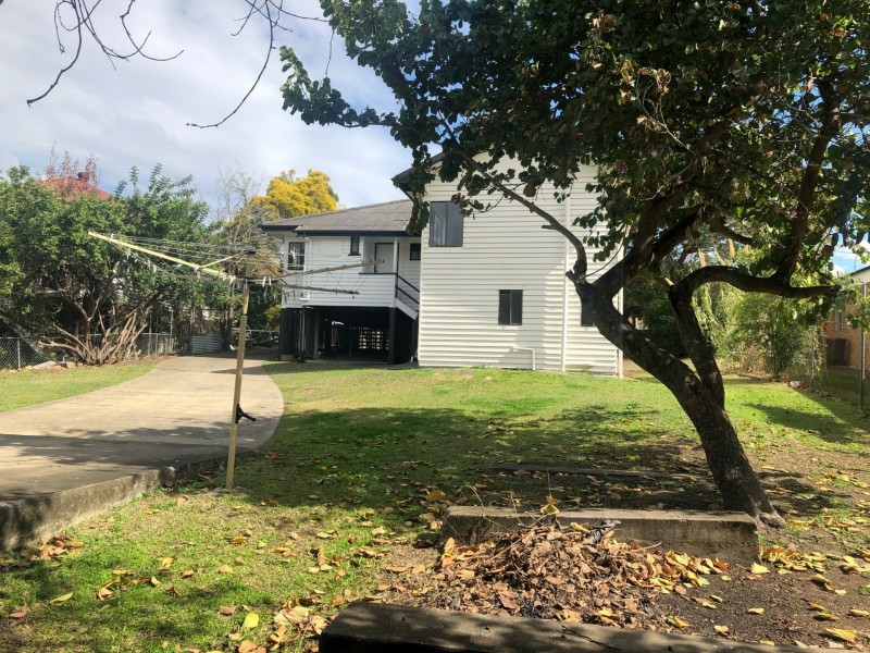 32 Shottery Street, Yeronga QLD 4104