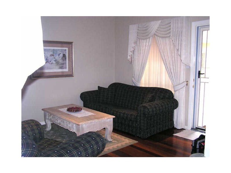 2/11 Dawson Street, Yeronga QLD 4104