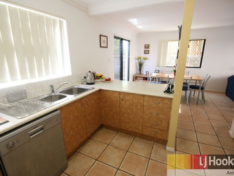 2/41 Gainsborough Street, Moorooka QLD 4105