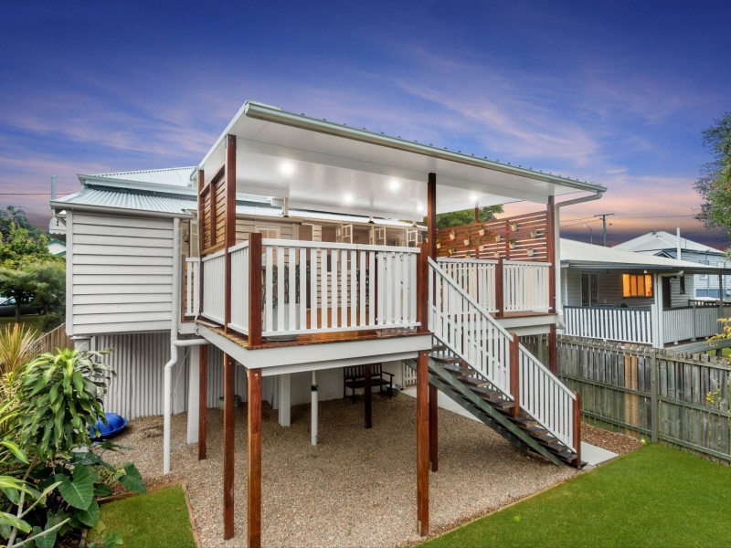 10 Julia Street, Wavell Heights QLD 4012