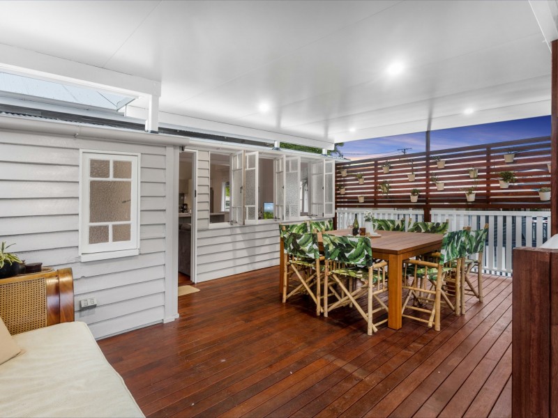 10 Julia Street, Wavell Heights QLD 4012