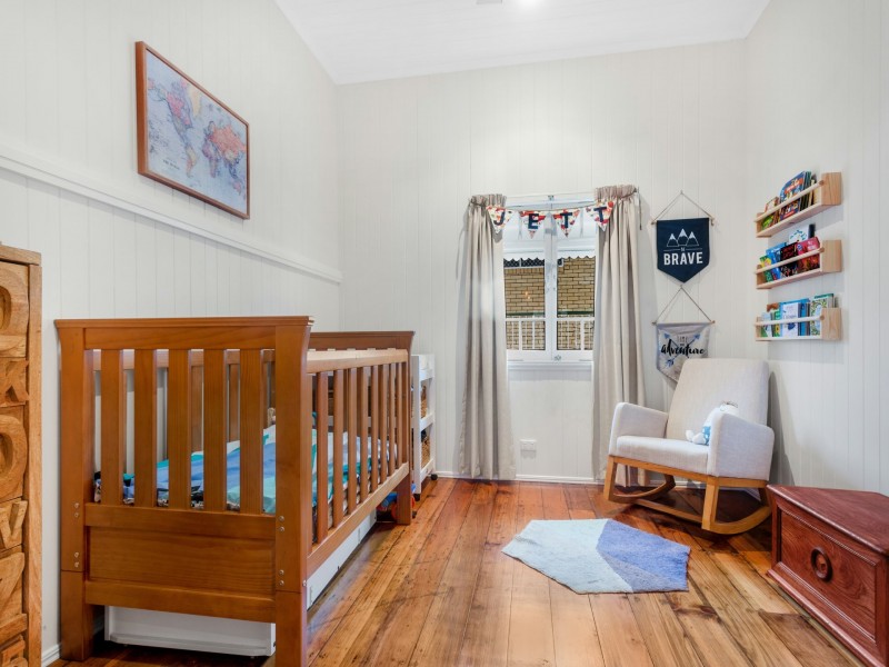 10 Julia Street, Wavell Heights QLD 4012