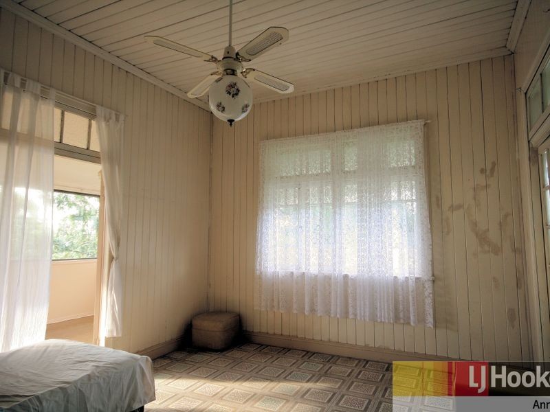 47 Macrossan Avenue, Norman Park QLD 4170