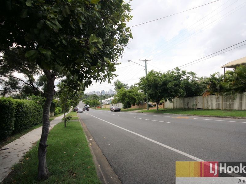47 Macrossan Avenue, Norman Park QLD 4170