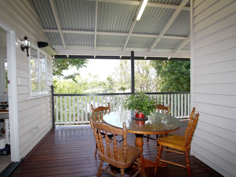 6 Belair Street, Moorooka QLD 4105