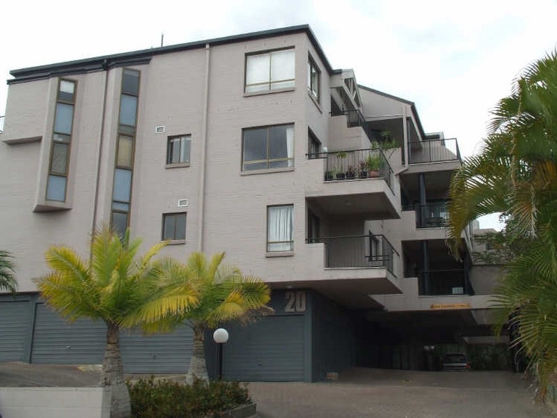 2/20 Chester Street, Highgate Hill QLD 4101