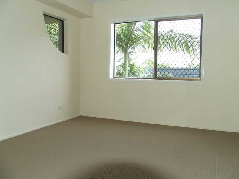 2/20 Chester Street, Highgate Hill QLD 4101