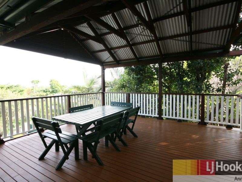 4 Dunstan Street, Moorooka QLD 4105