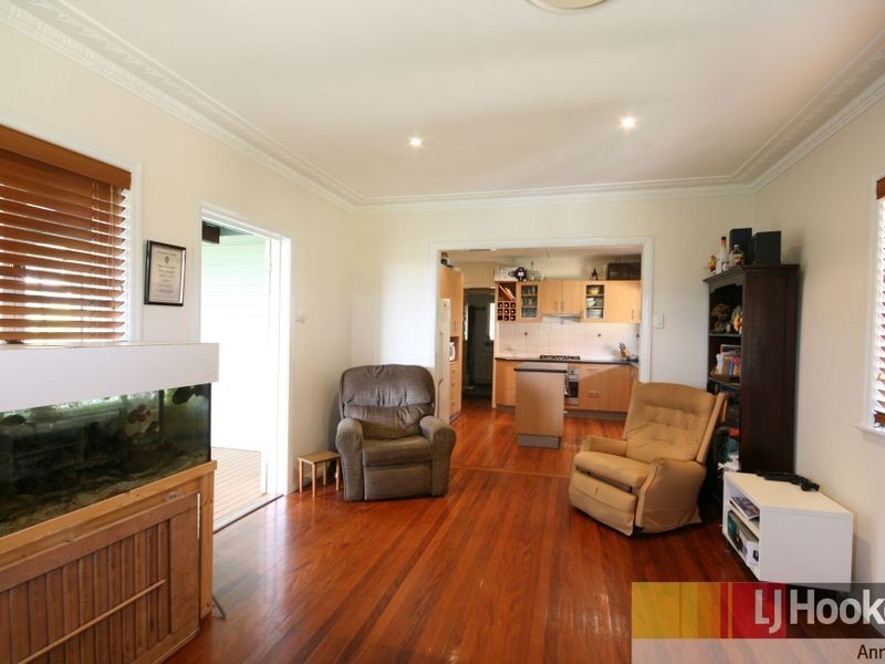 4 Dunstan Street, Moorooka QLD 4105