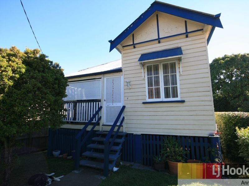 37 Aylesford Street, Annerley QLD 4103
