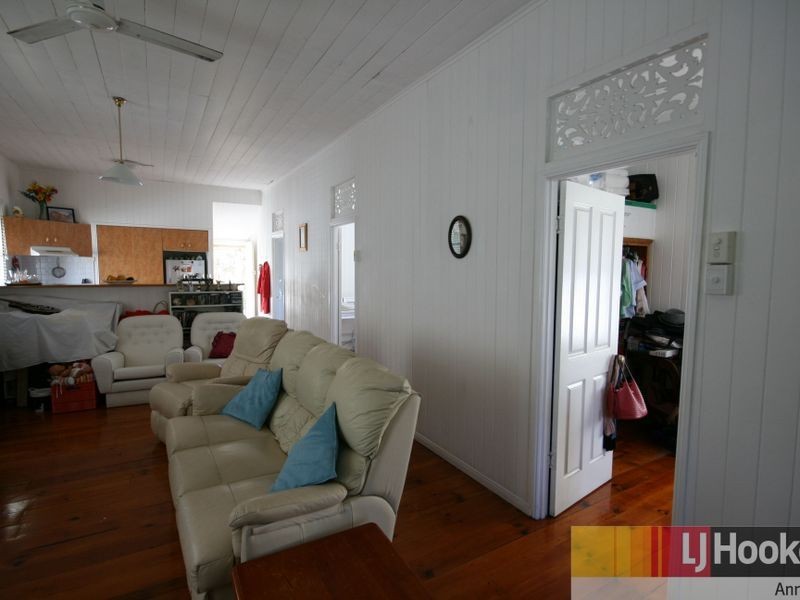 37 Aylesford Street, Annerley QLD 4103