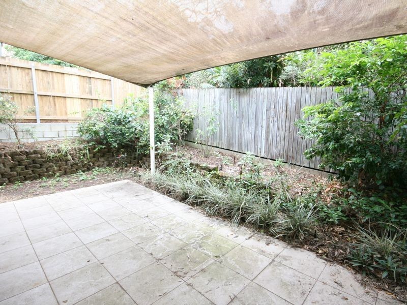 2/18 Franklin Street, Annerley QLD 4103