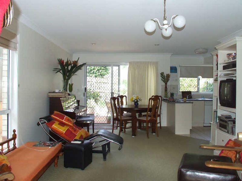 1/37 Querrin Street, Yeronga QLD 4104