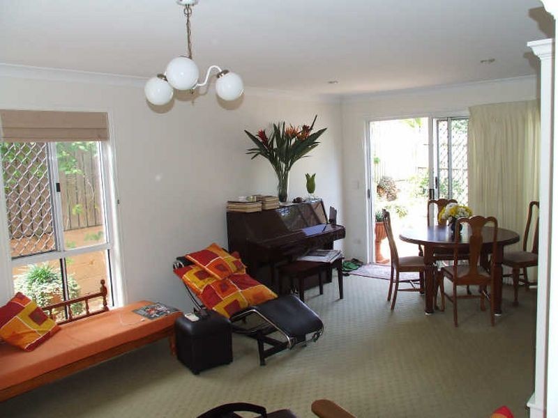 1/37 Querrin Street, Yeronga QLD 4104