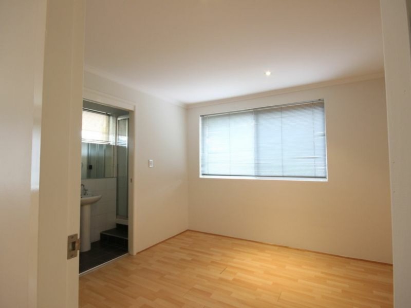 2/59 Livingstone Street, Yeerongpilly QLD 4105