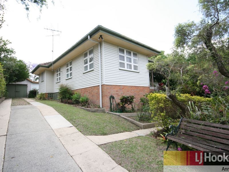 12 Glencoe Avenue, Tarragindi QLD 4121