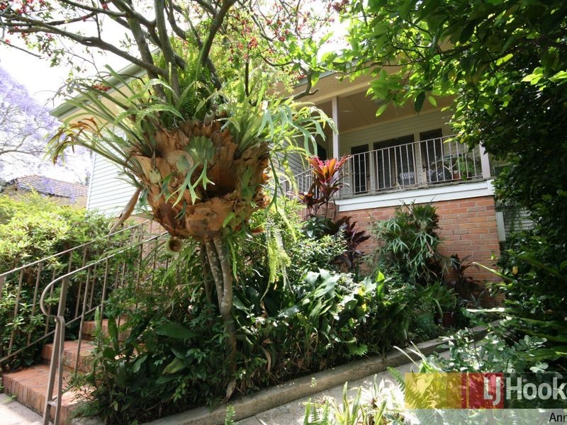 12 Glencoe Avenue, Tarragindi QLD 4121