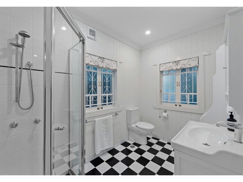 28 Fanny Street, Annerley QLD 4103