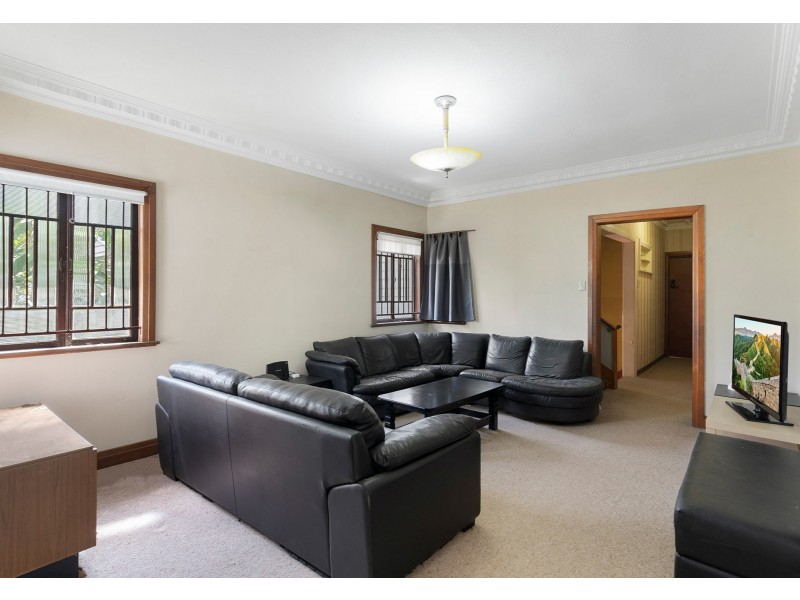 16 Taunton Street, Annerley QLD 4103