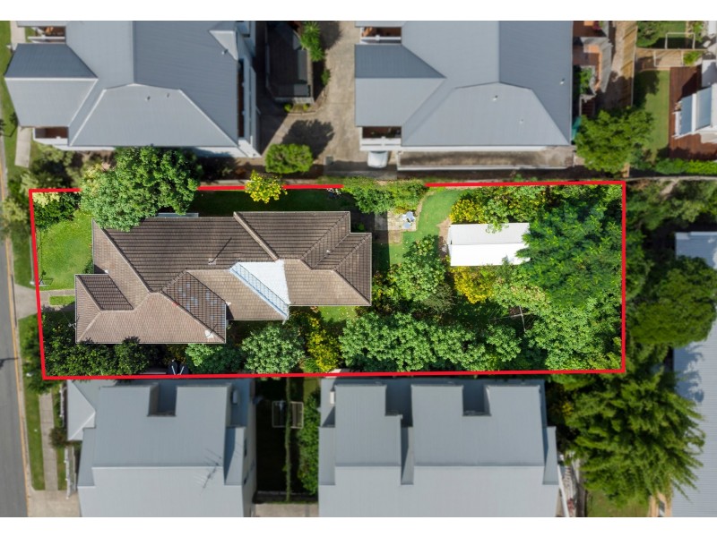 16 Taunton Street, Annerley QLD 4103