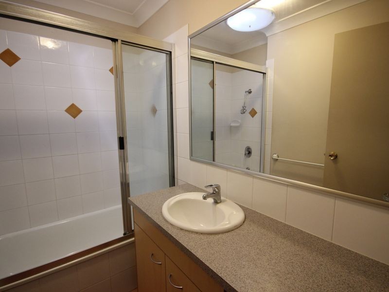 21/90 Chester Road, Annerley QLD 4103