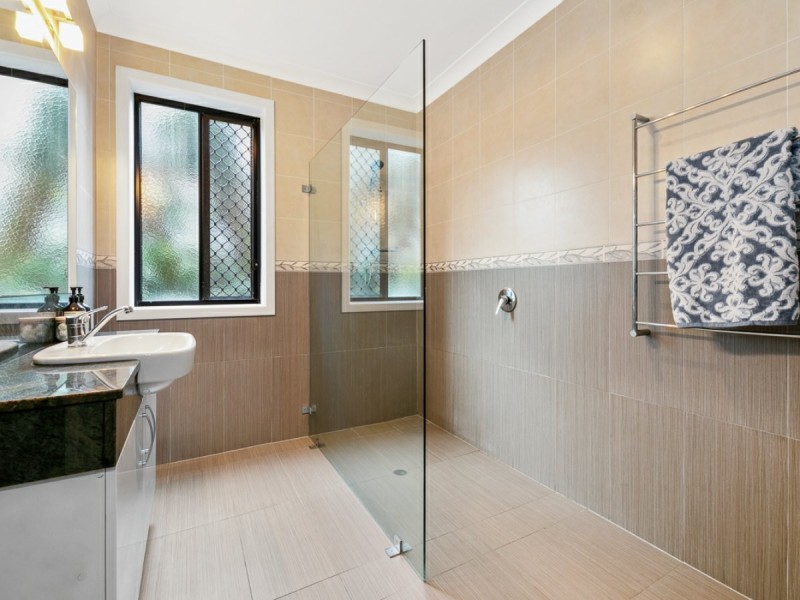 30 Anita Street, Yeronga QLD 4104