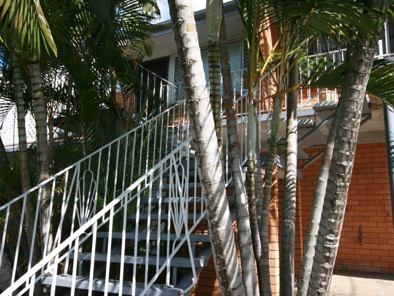 2/53 Gresham Street, East Brisbane QLD 4169