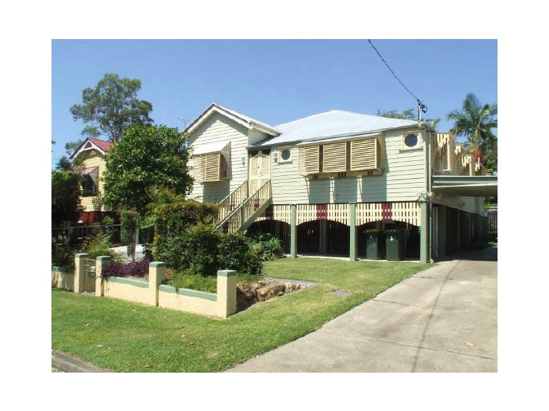 14 Caroline Street, Annerley QLD 4103