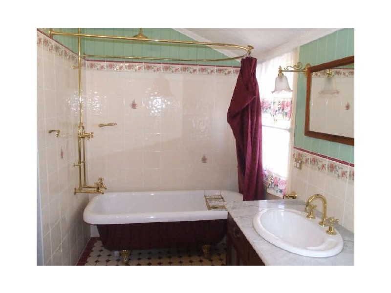 14 Caroline Street, Annerley QLD 4103