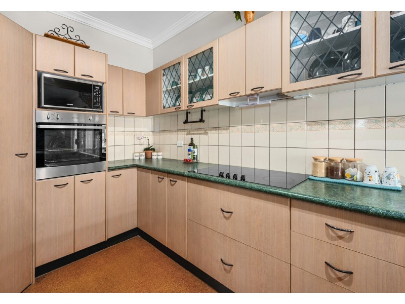 18 Robinson Street, Moorooka QLD 4105