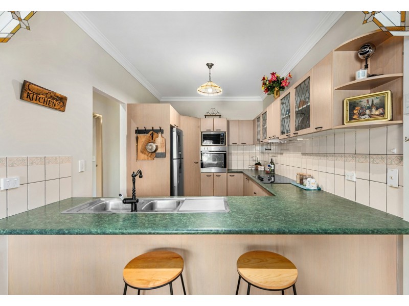 18 Robinson Street, Moorooka QLD 4105