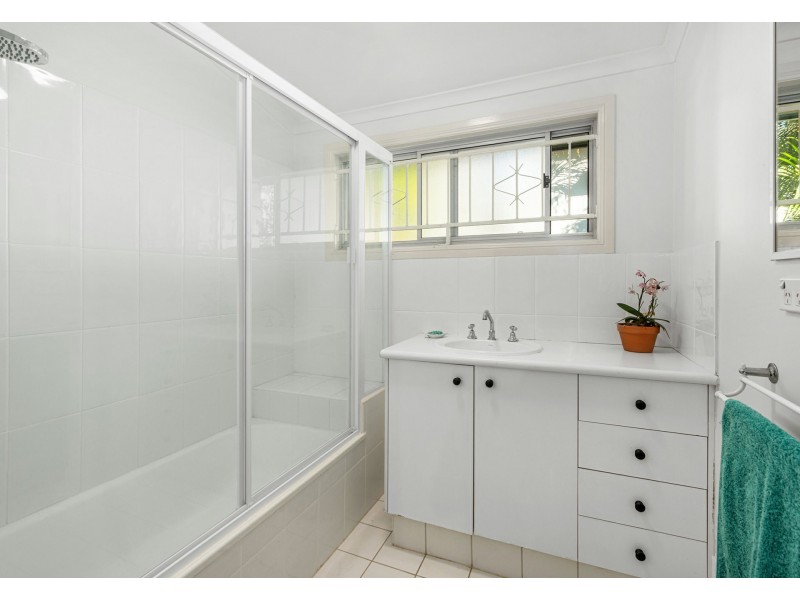 18 Robinson Street, Moorooka QLD 4105