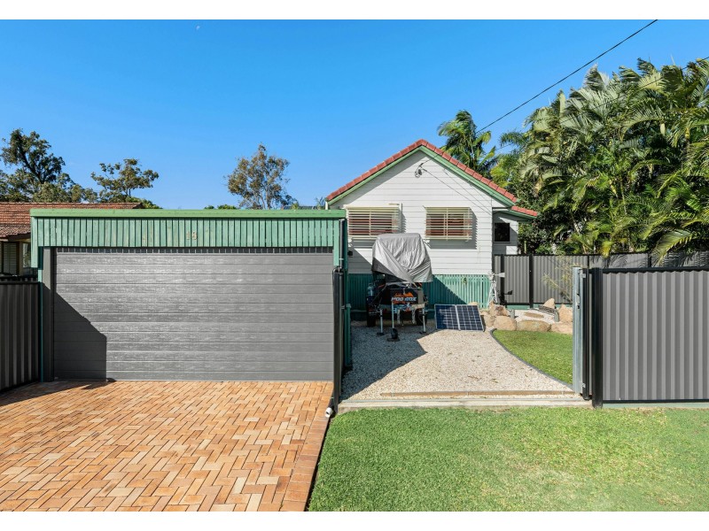 18 Robinson Street, Moorooka QLD 4105