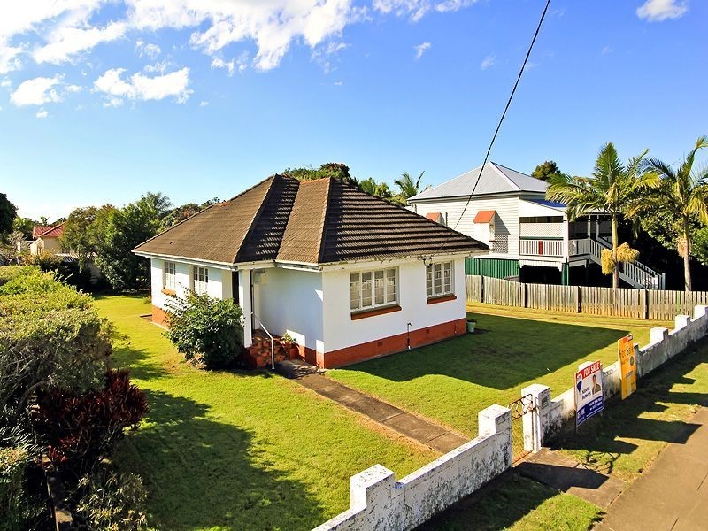 8 Sexton Street, Tarragindi QLD 4121