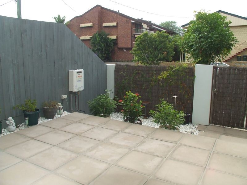 2/25 Christensen Street, Yeronga QLD 4104