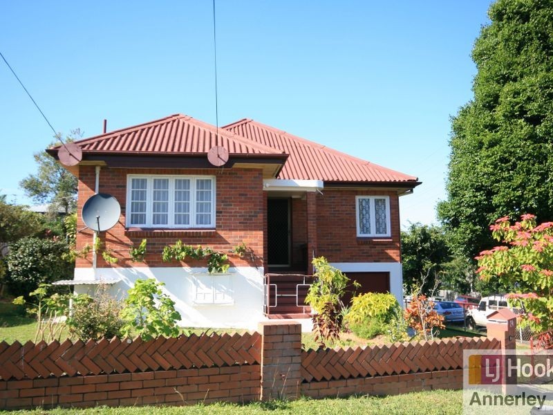 24 Luxworth Street, Moorooka QLD 4105