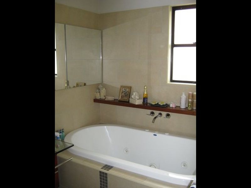 72 Sunshine Ave, Tarragindi QLD 4121