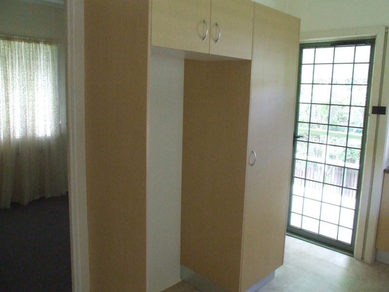 90 Bapaume Street, Holland Park West QLD 4121