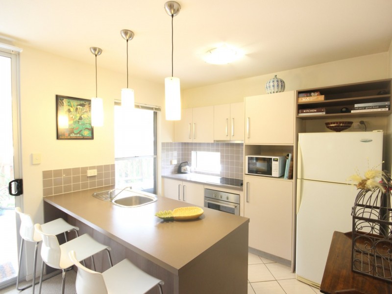 1/60 Aubigny Street, Annerley QLD 4103