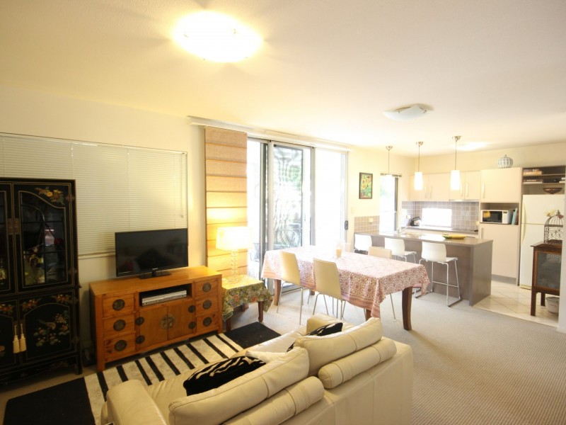 1/60 Aubigny Street, Annerley QLD 4103