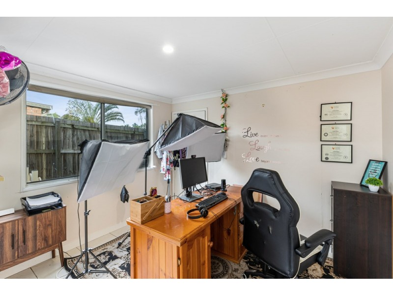 60 Karri Avenue, Logan Central QLD 4114