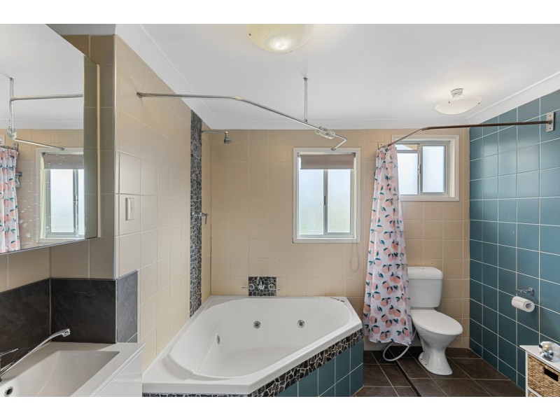 60 Karri Avenue, Logan Central QLD 4114