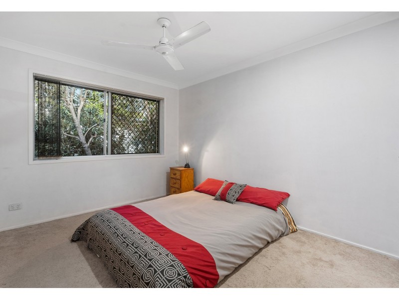 16 Luya Street, Fairfield QLD 4103