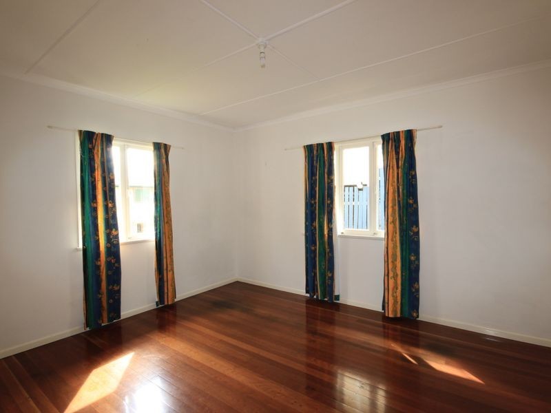 24 Darnley Street, Rocklea QLD 4106