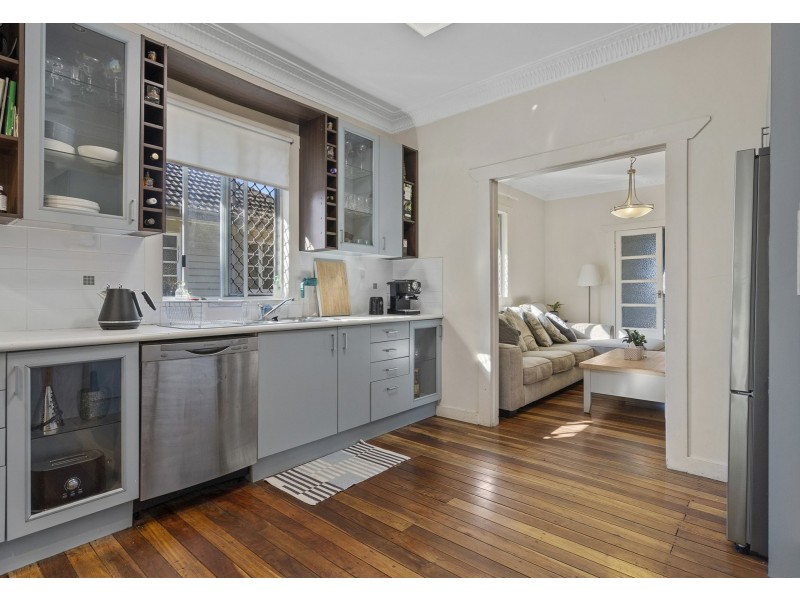 59 Lancelot Street, Tennyson QLD 4105