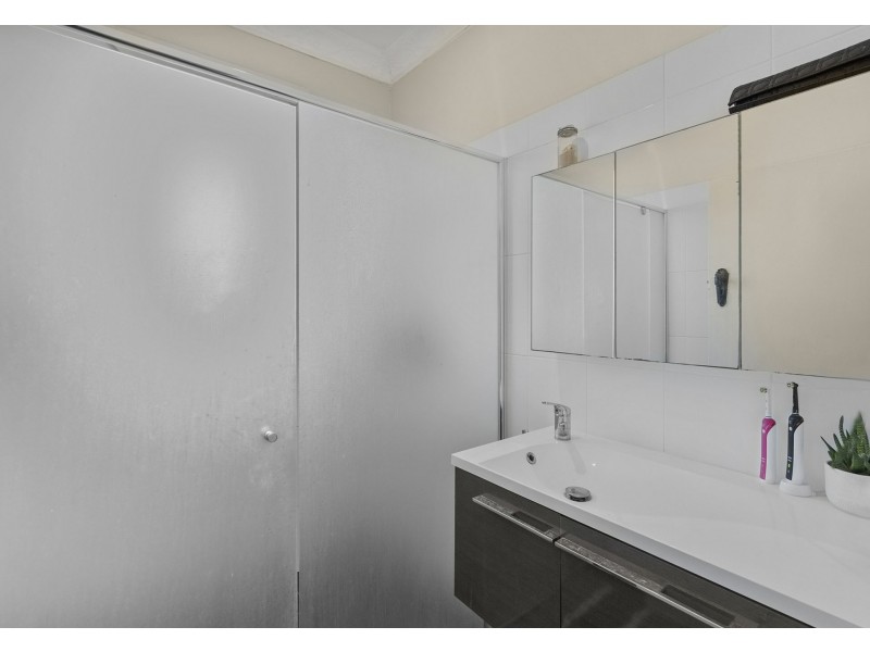 59 Lancelot Street, Tennyson QLD 4105